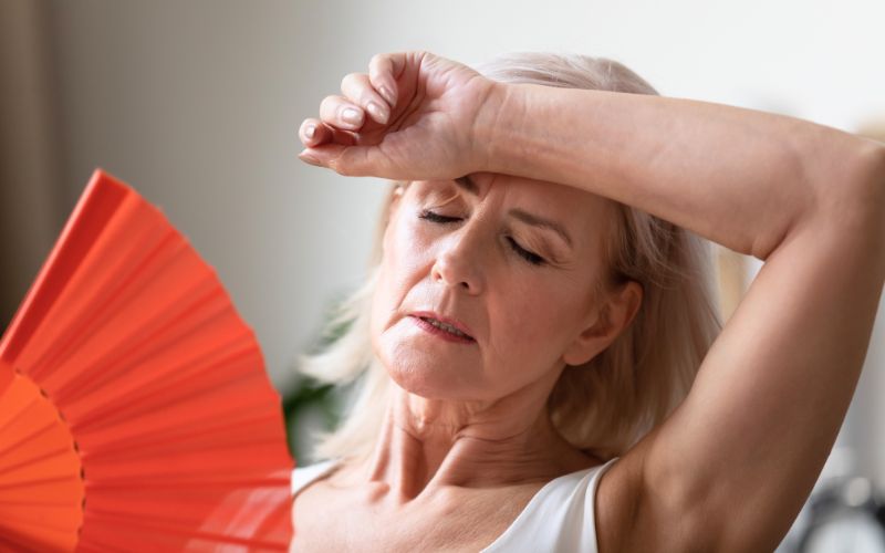Mulheres e os sintomas da menopausa