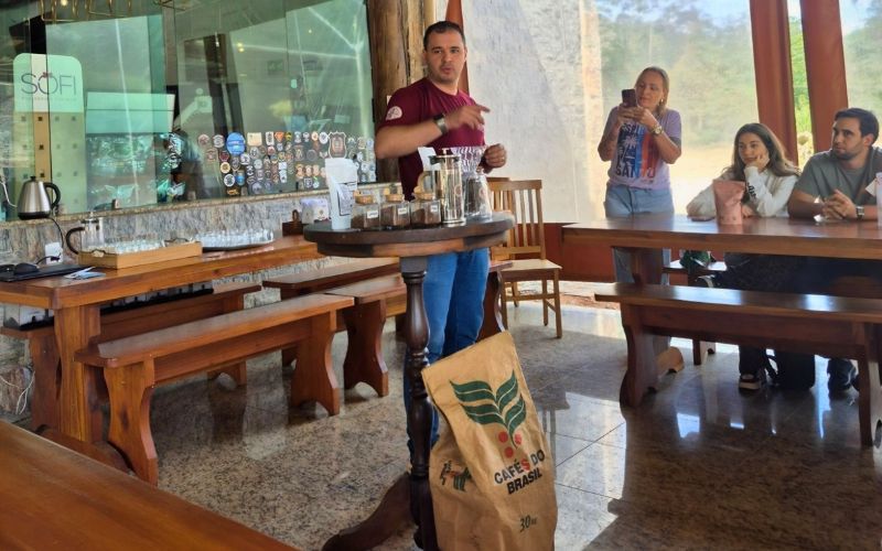 Degustação e aula sobre os cafés capixabas.